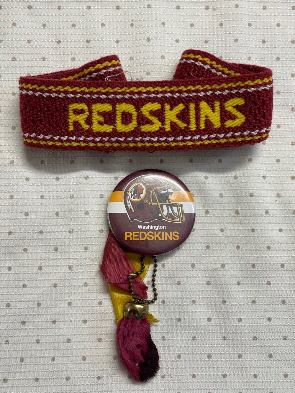 Redskins Lucky Rabbits Foot Keychain Button Pin & Headband Collectible NFL Lot